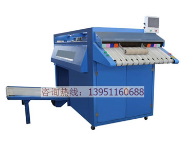 浴巾專用折疊機(jī)